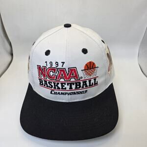 Logo 7 1997 NCAA Basketball Championship Hat OSFA MN Gophers Patches White